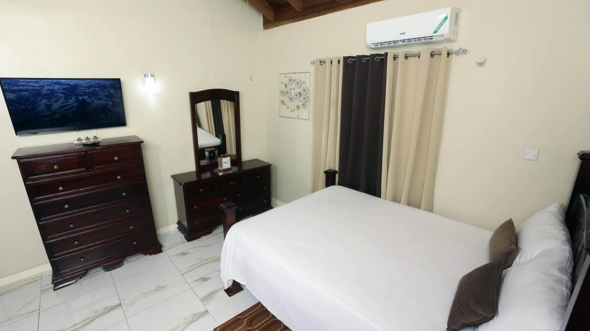 Apartmán Spacious Luxury 3 Bed Rooms In Kingston