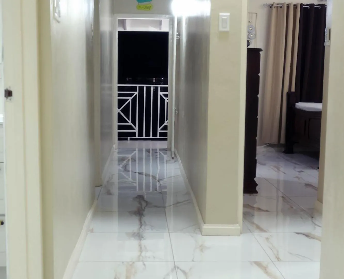 Spacious Luxury 3 Bed Rooms In Kingston 0*,  Jamajka