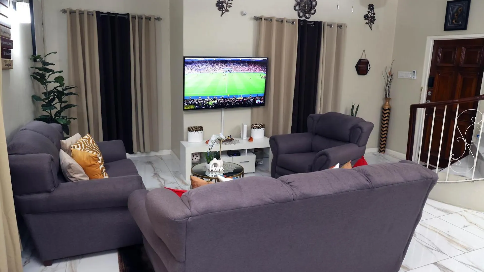 Apartmán Spacious Luxury 3 Bed Rooms In Kingston